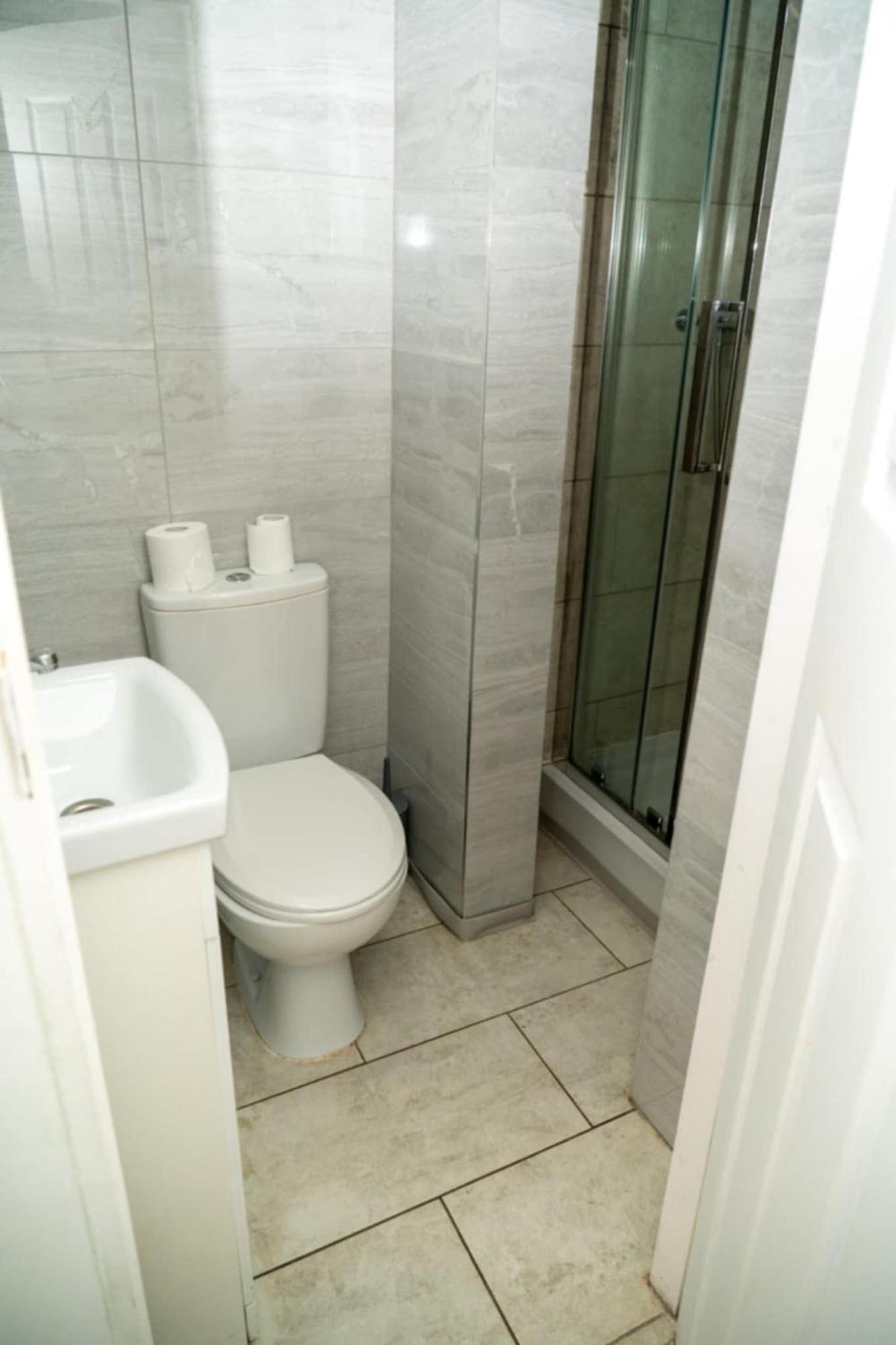 Amarillys Guest House Preston  Dış mekan fotoğraf