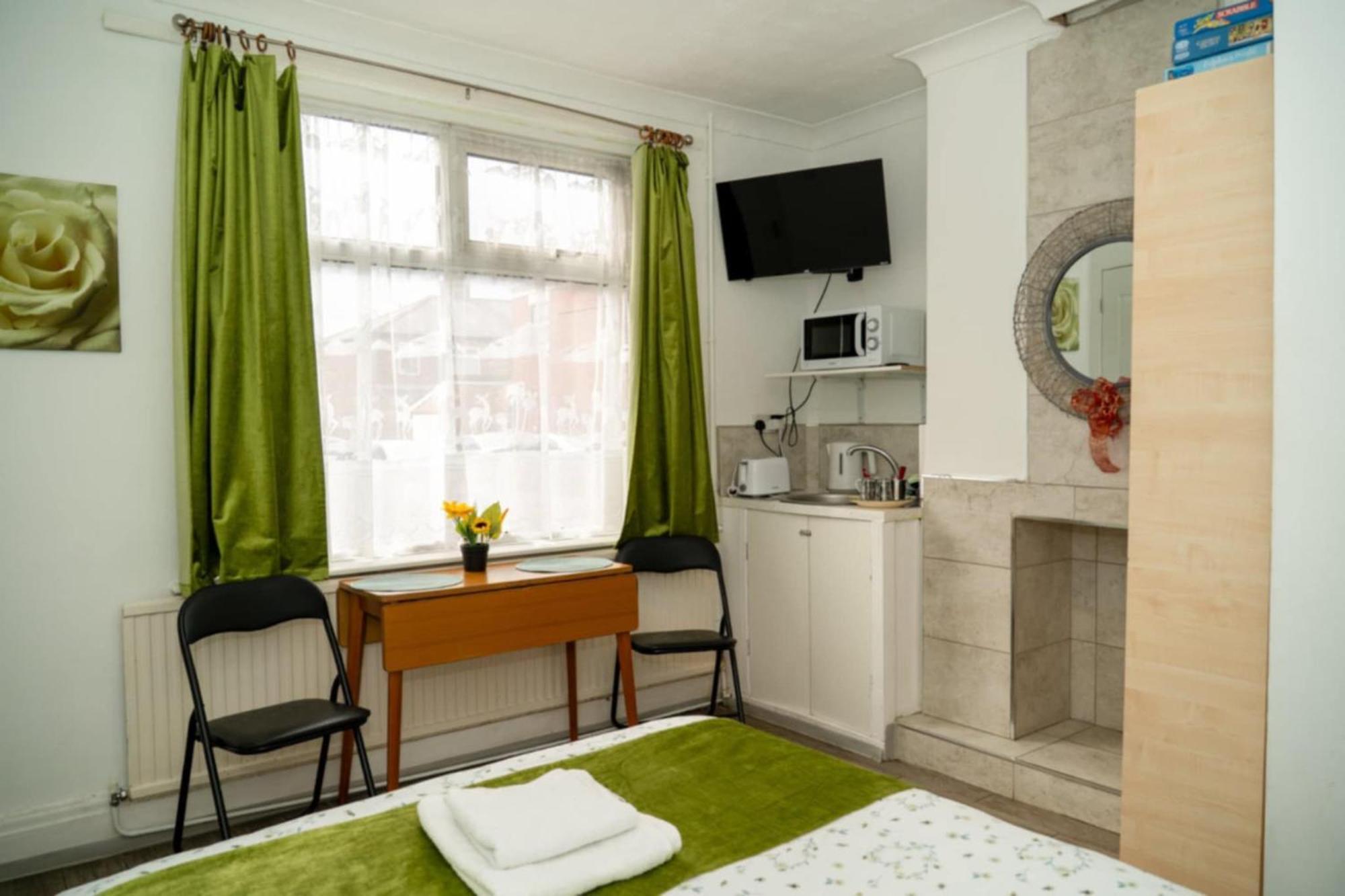 Amarillys Guest House Preston  Dış mekan fotoğraf